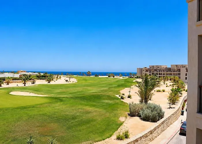Modern Golf & Seaview Retreat With Balcony-somabay الغردقة
